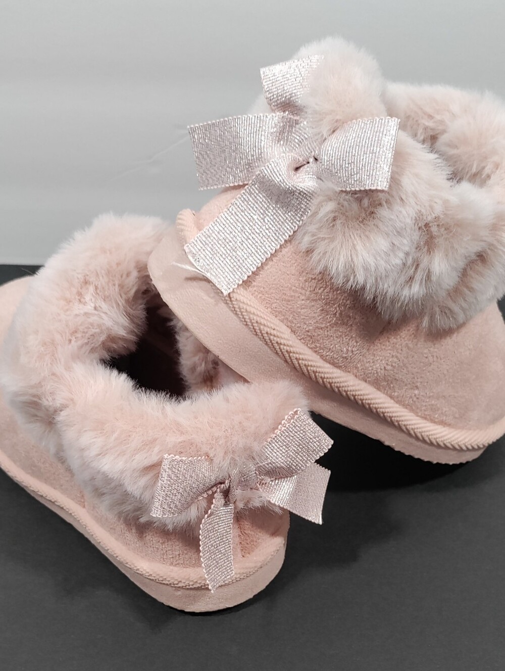 First Steps Stepping Stones Pink Faux Fur Bow Booties Size 9
